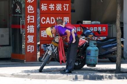 这组图看下去需要勇气 震撼心灵